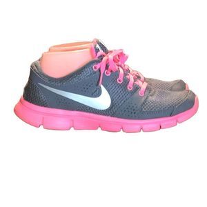 Nike Flex Experience RN, Gray and Hot Pink, Womens size 8